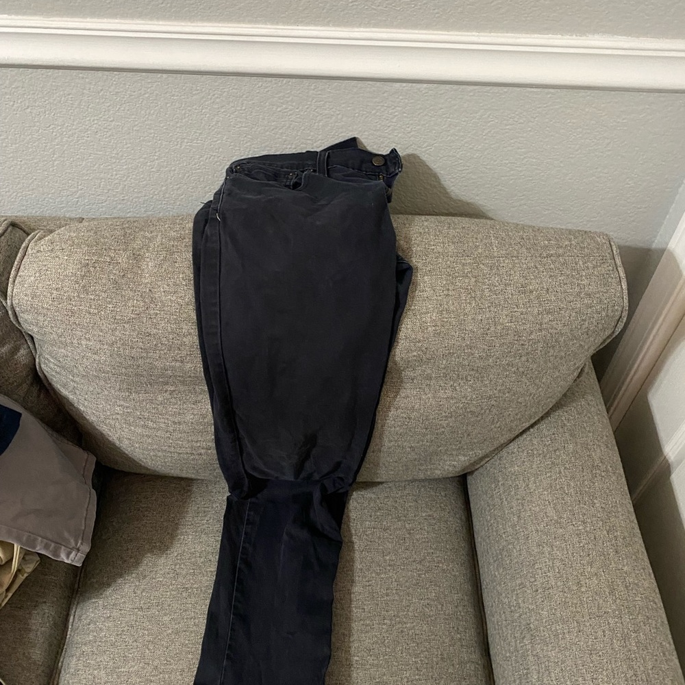 black levi jeans